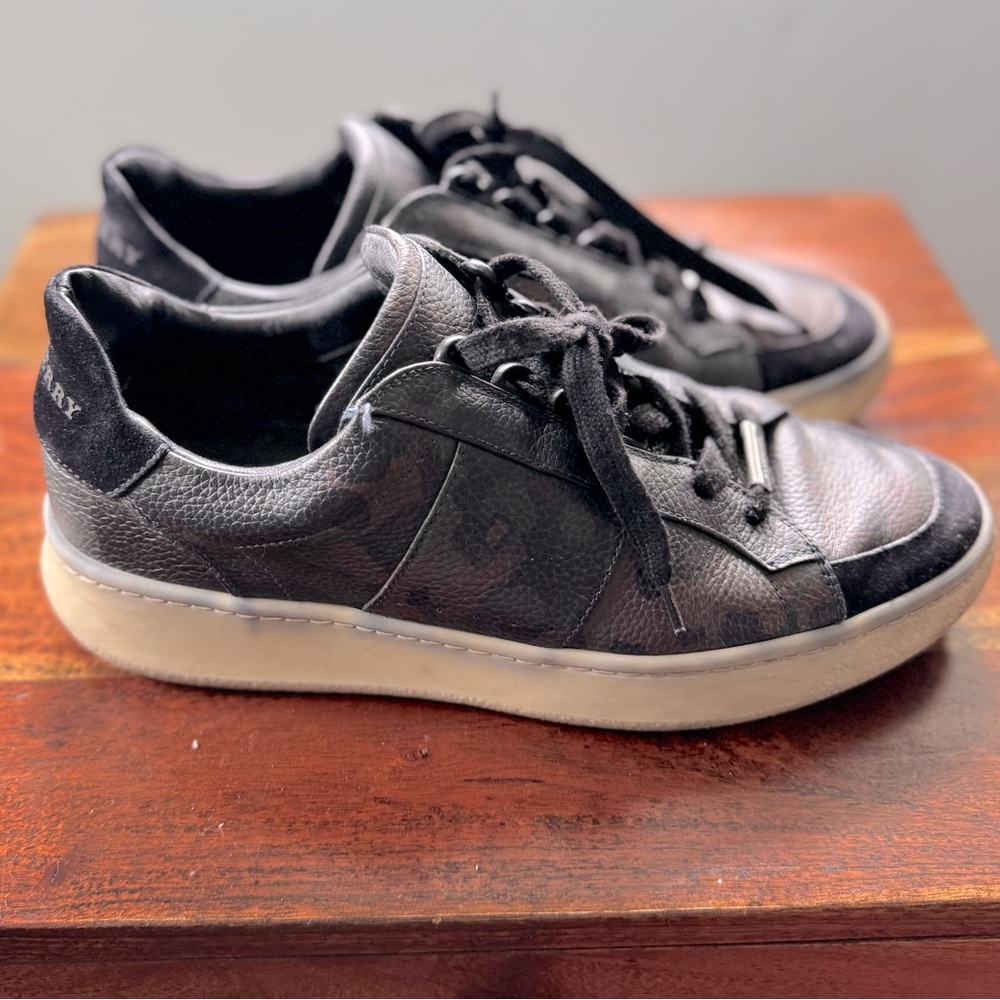 Burberry Lakemoore Mens/Unisex Camouflage Sneakers. BOX & DUSTBAG INCLUDED!